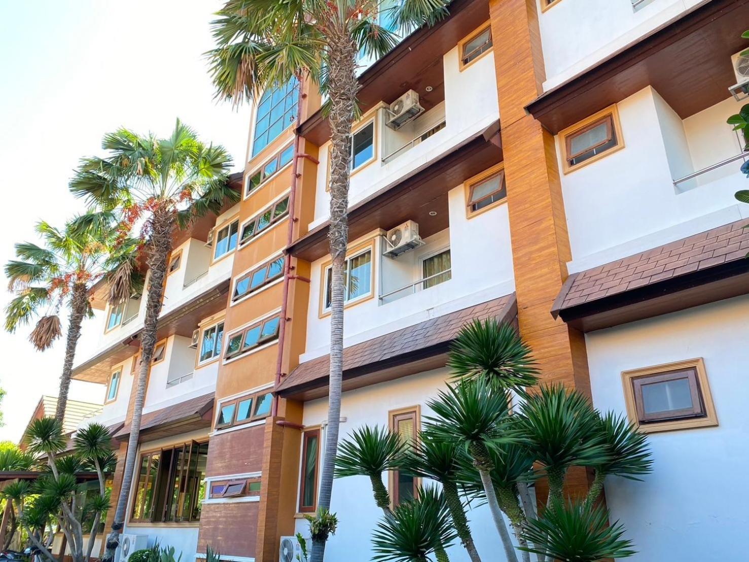 Chaophayathara Riverside Hotel Chainat Exterior photo