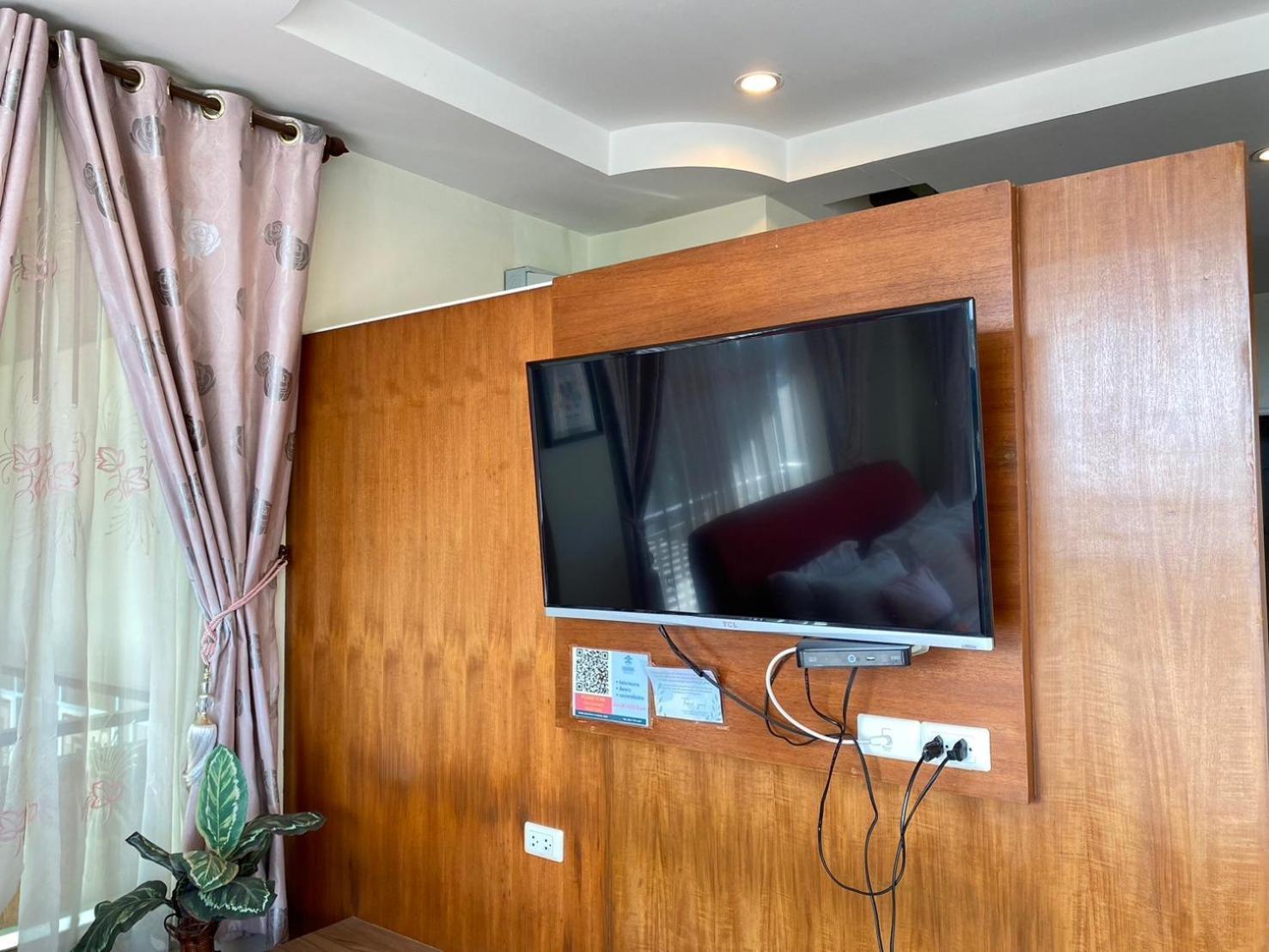 Chaophayathara Riverside Hotel Chainat Exterior photo